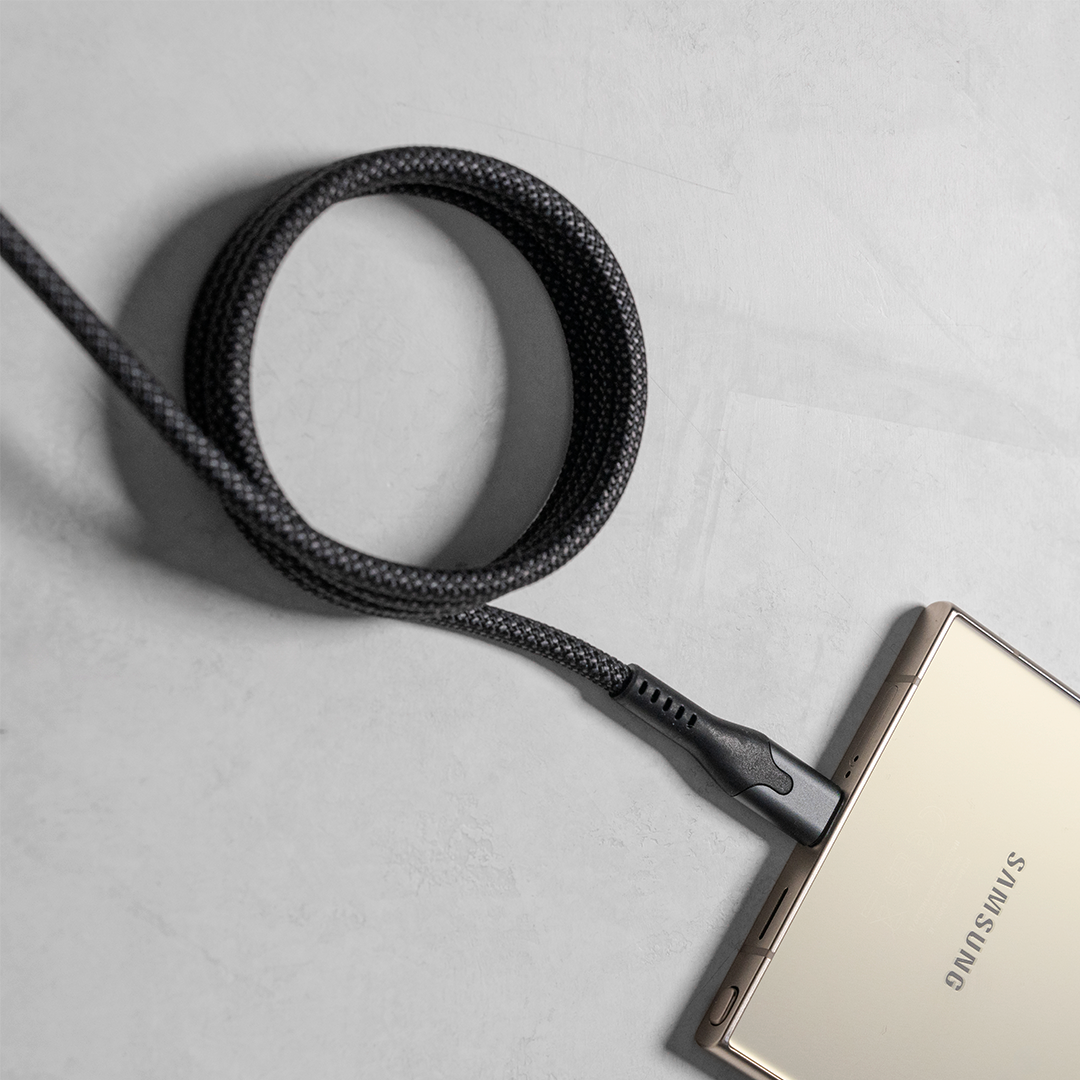 MagStack Pro Cable USB-C to USB-C